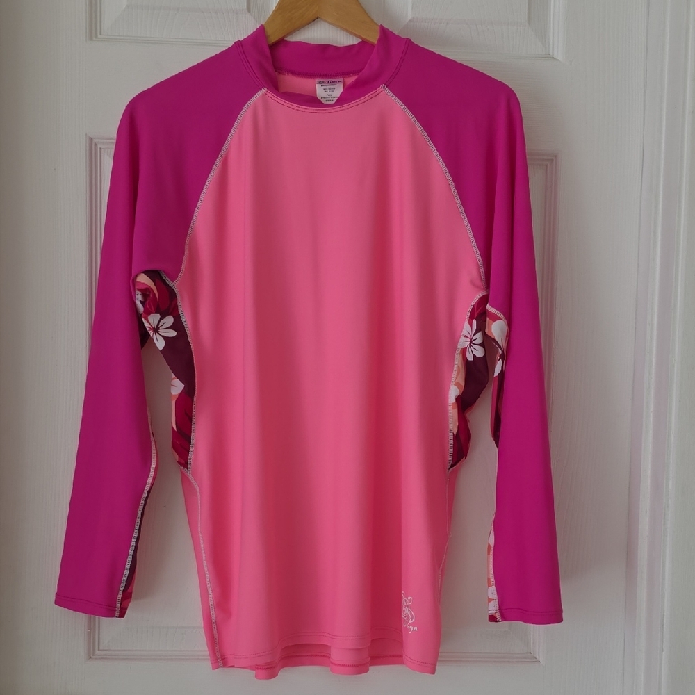 Tuga Women's Pink Rash Guard